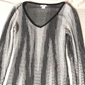 Black/white bodycon sweater dress 100% rayon
